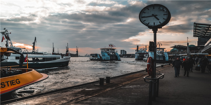 伏犀骨的位置骨相图解(伏羲骨的男人)