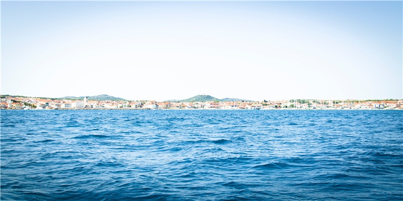 两耳不对称面相有什么说法(两耳紧贴脑袋面相)