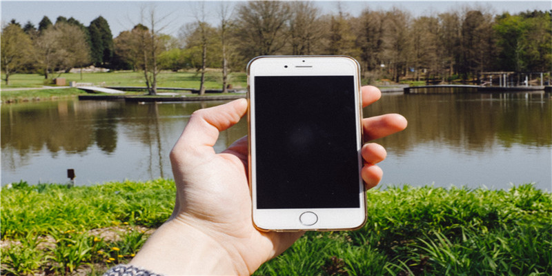 3月7日出生的人很可怕(原电影局局长滕进贤病逝)