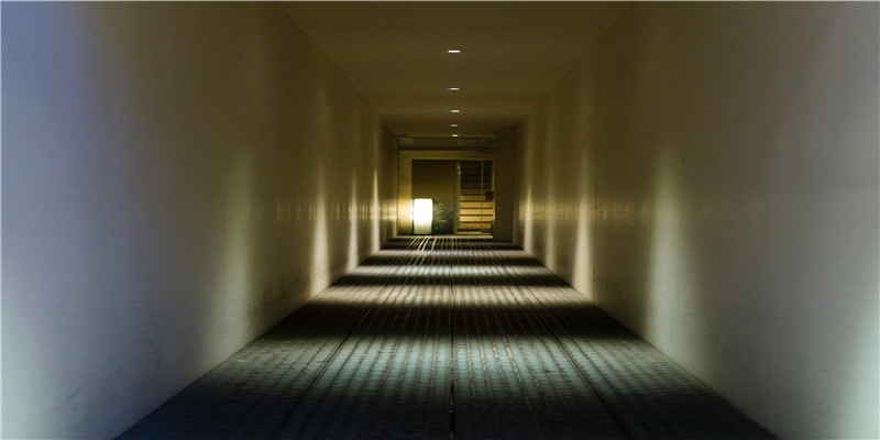 灯火辉煌的意思(灯火辉煌的意思解释是什么意思)