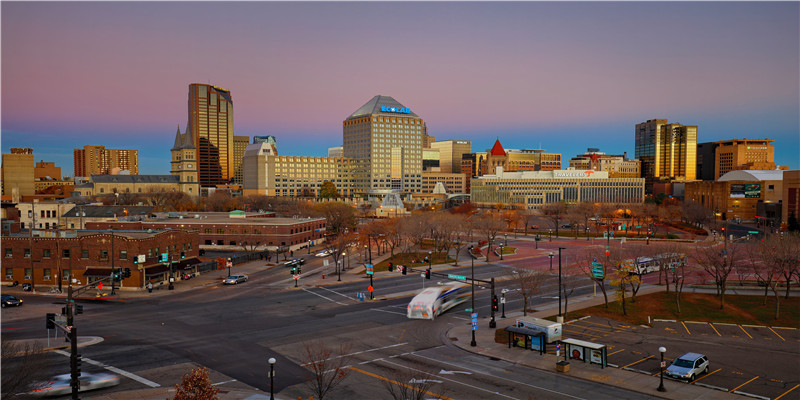 2022年2月结婚的好日子有哪些(比耶传达爱意)