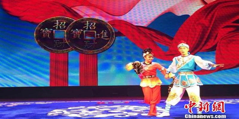 二人转罗成算卦原唱(东北二人转与内蒙古二人台联袂亮相吉林传统戏剧节)