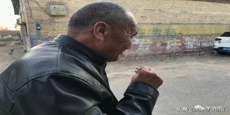 河南坠子郭永章唱的罗成算卦菏泽名记者娓娓道来菏泽坠子艺人郭永章的