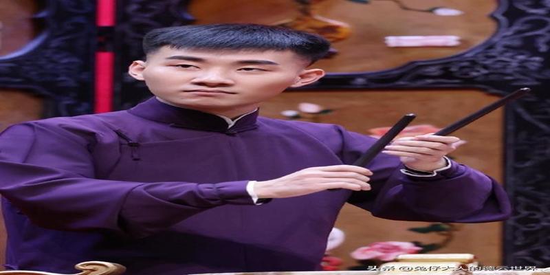 郭德纲带着张云雷,陶阳登台演出,一曲《探清水河》,燃爆全场