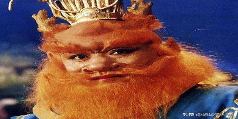 话就是要对神鬼抱有敬畏之心所以各处建庙烧香拜佛哪怕是在小的神仙