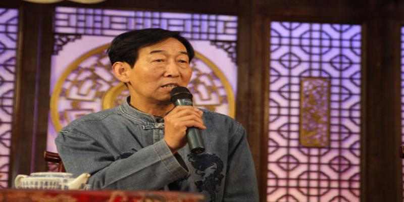 最后笔者列一个被网友传颂的砸挂前几年佟守本在一次表演中说到唱太平