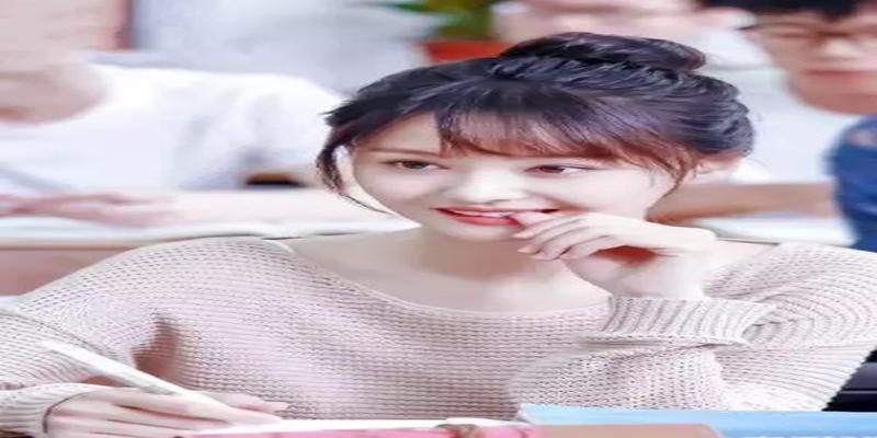 宝宝们这才是我啊说好的软萌妹子郑爽在半扎发下清纯中带了点土味显老