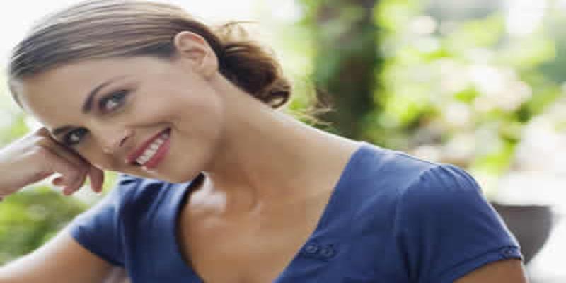 八字带酉戌相害的富贵的人(什么八字的男人不可托付终身)