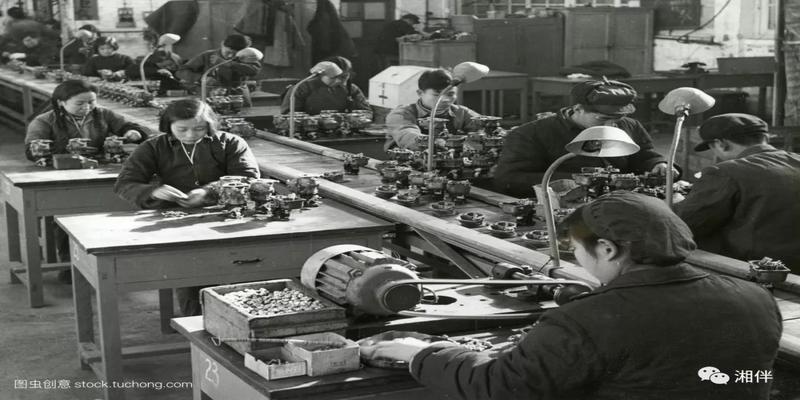 这两个不同时期的"八字方针",为经济发展指明航向