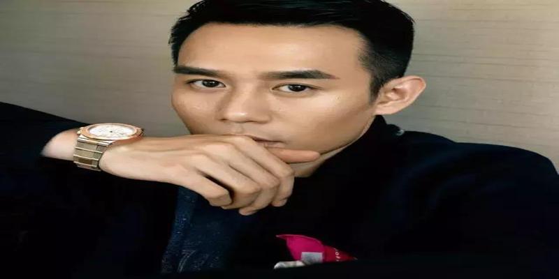 男神凯凯王的颜值和他的眉毛绝对关系很大棱角眉让他看起来十分硬朗