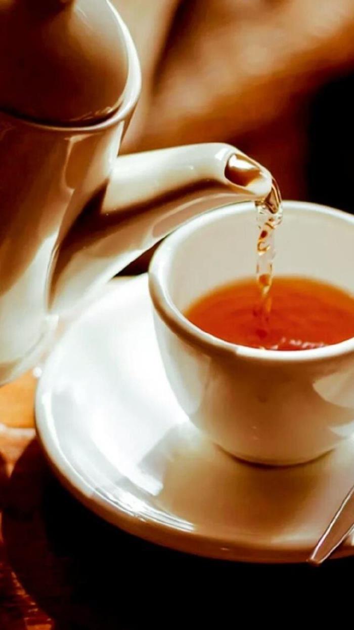 茶语静心优雅的句子(一个人品茶的心情句子) - 天华易学