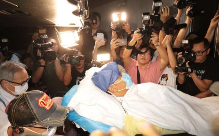 陈翔六点半女演员死亡(女演员街头劝架遇害) - 天华易学