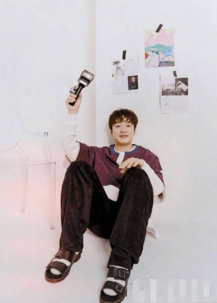 不过近日,有网友发现大家熟悉的金正峰哥哥竟然瘦了