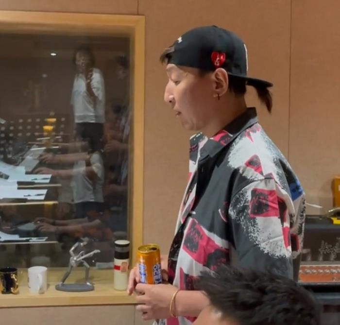 陈羽凡现状(45岁陈羽凡退圈开录音棚) - 天华易学