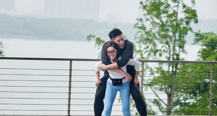 二十四孝男友,女星赵奕欢带男友录综艺 - 天华易学