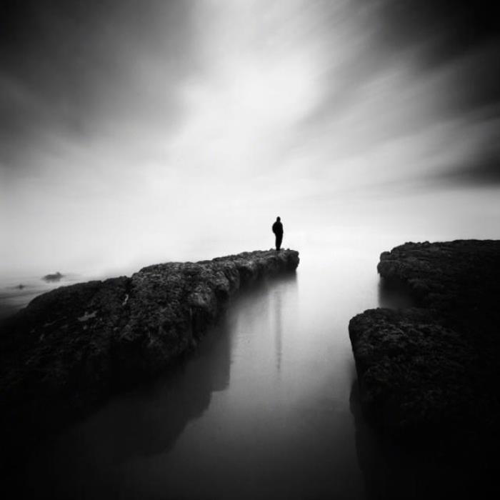 讽刺自己的句子(自我嘲讽的伤感句子) - 天华易学