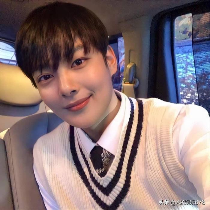 韩国男明星十大帅哥(10位韩国新晋小生) - 天华易学