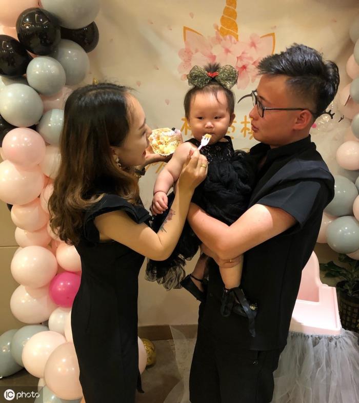 贾冰的老婆到底是谁?